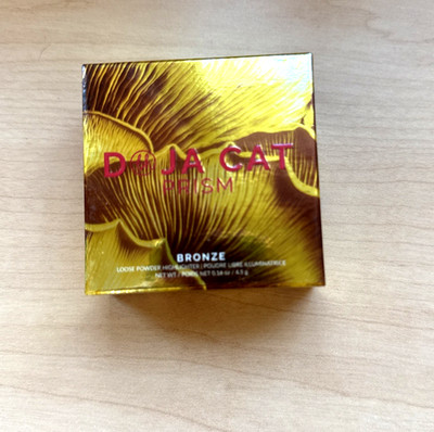 BH Cosmetics Doja Cat Prism Bronze Loose Highlighter NEW