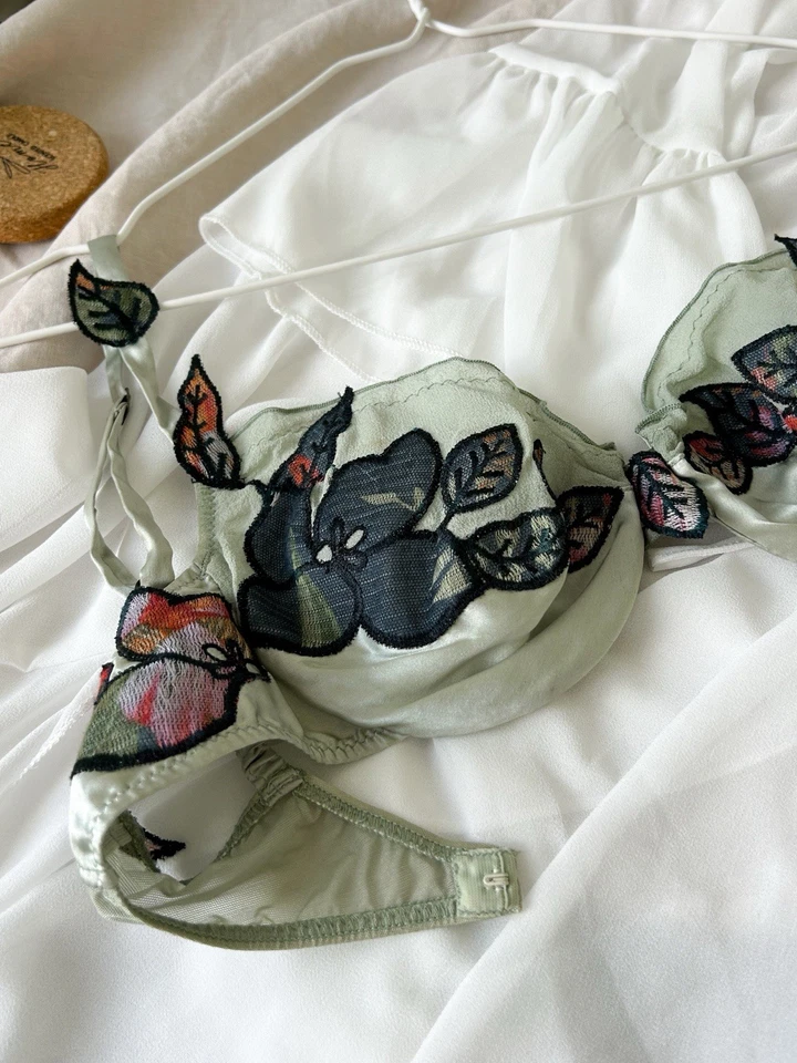 Sujetador de seda vintage Janet Reger 34 B Foto 2 de 4