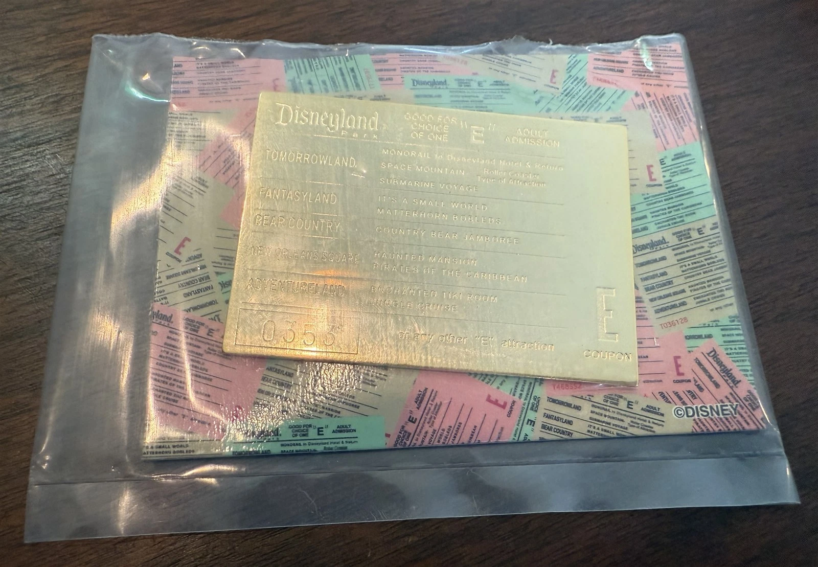 Disneyland GOLDEN E TICKET COUPON Pin LE 1000 PP19226 MINT