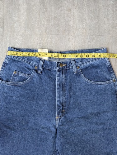 New Wrangler Rugged Wear Men's Relaxed Fit Jeans Size 36x34 Blue Dark Denim - Picture 4 of 9