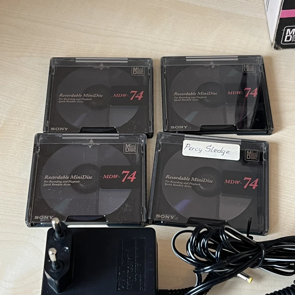 SONY MZ-R37 Minidisc-Recorder mit FB und Zubehör und OVP Technisch einwandfrei - Bild 4 von 4