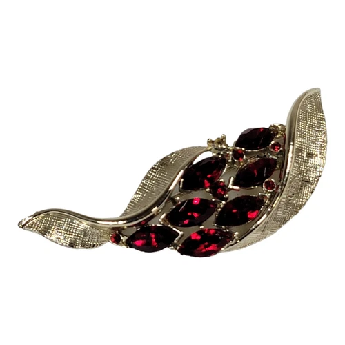 Vintage Lisner Signed Designer Red Glass Gold Tone Textured Brushed LEAF Brooch