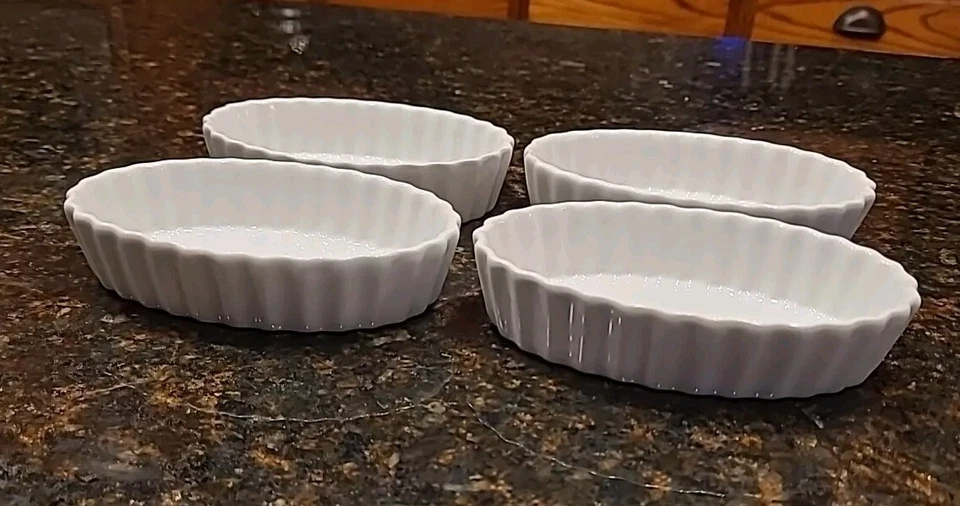 SET OF 4 Crate & Barrel Oval Crème Brûlée Ramekins 5 1/8” x 3 3/8” x 1 1/8” - Image 3 of 4