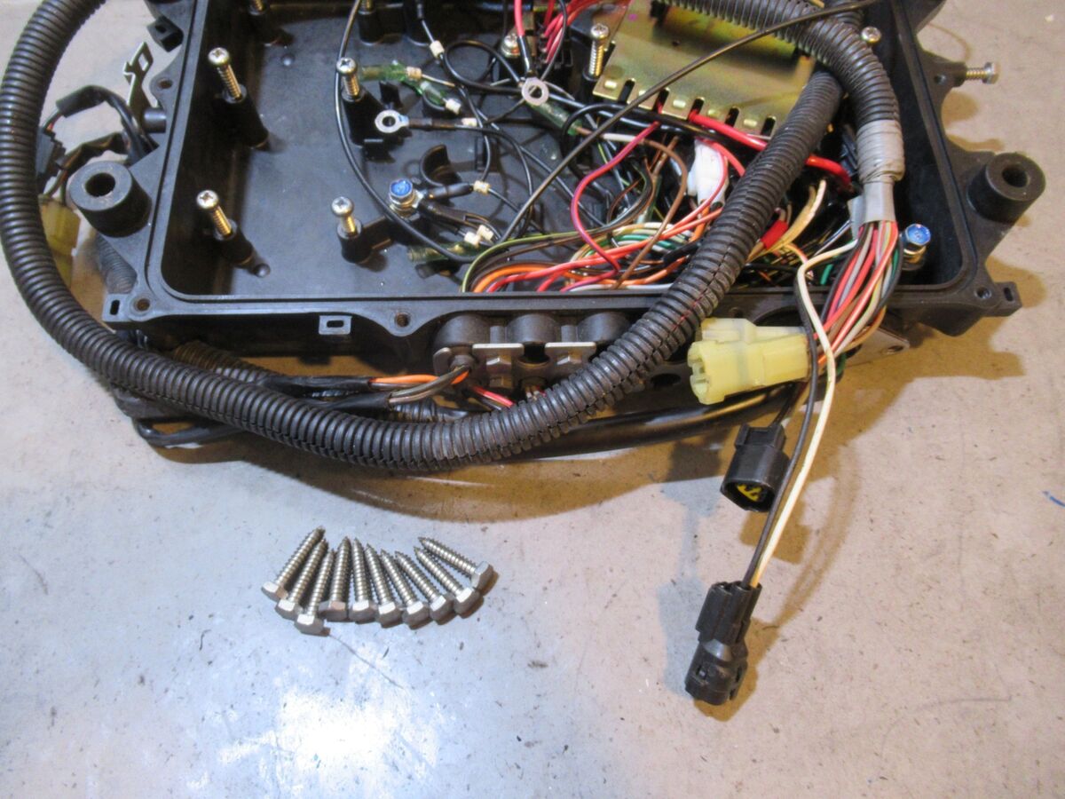 s-l1200.jpg s-l1200.jpg
