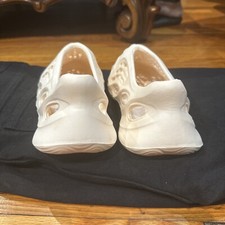 Comfortable Slippers. Cream. New.
