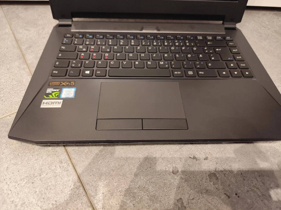 xmg p641hk - Core i7 - 7th Gen. 16GB Ram 1TB HDD Windows 10 Gaming Laptop - Bild 4 von 4