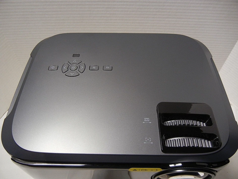 VANKYO Performance V620 Full HD 1080p Projector HOME THEATER Carry Case - Image 4 of 4