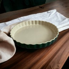 VNTG Stoneware Emile Henry France Green Ceramic Bake & Share Pie Dish Bakeware