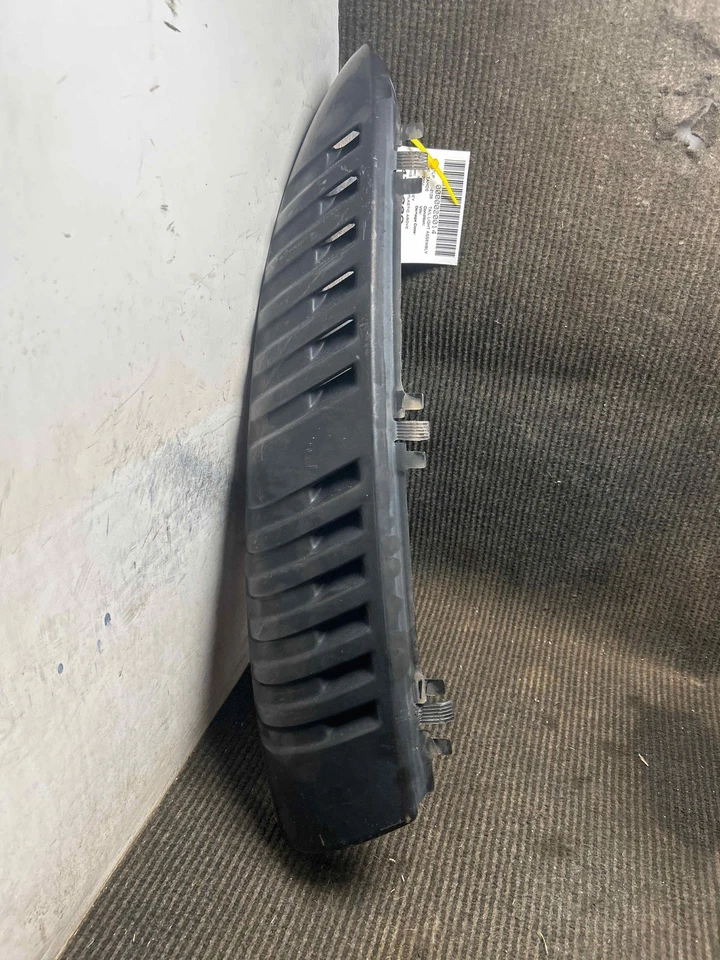 Fits 2004-2006 Chevrolet Tahoe Right Taillight Plastic OEM:15832092 Foto 2 de 4