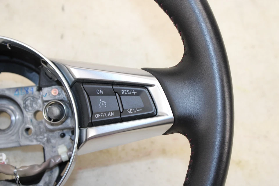 Volante Mazda MX-5 Miata 2016-2020 OEM MD112 Foto 3 de 4