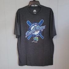 Majestic Tampa Bay Devil Ray's 1998 Men's Shirt Large Gray Graphic T-Shirt