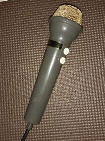 [Discontinued, Discontinued Showa Retro] Bandai Famicom Karaoke Studio