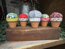 Adorable Set Of 5 Pincushions In Tiny Pottery