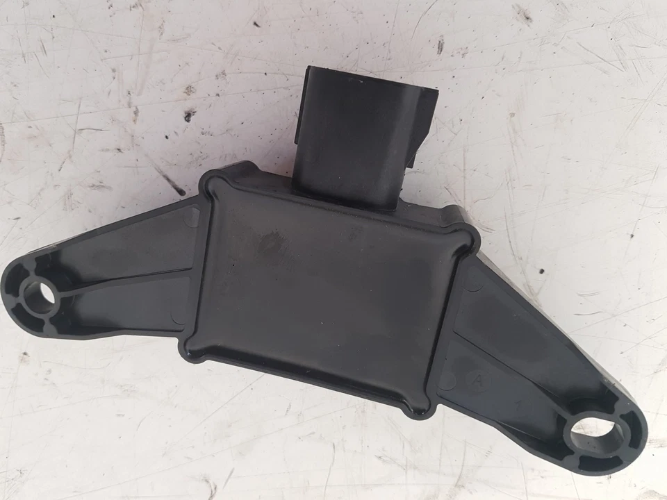 VOLVO V70 S80 V60 XC60 XC70 2015- FUEL PUMP CONTROL UNIT 31405746 — 第 2/4 张图片