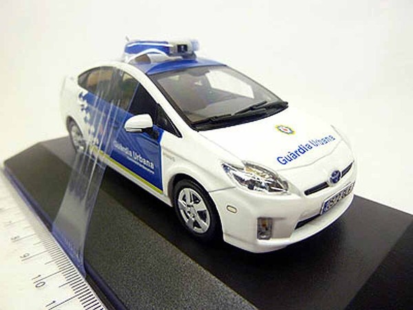 JC144 J Collection 1:43 Toyota Prius 2009 Spain Police Guardia Urbana-image