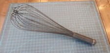 PRIMITIVE METAL WIRE KITCHEN COOKING WHISK EGG BATTER BEATER 14" LONG - gwSS
