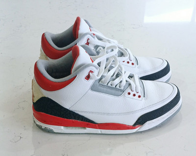 Used / Damaged / For Parts / Size 11 Air Jordan 3 Retro 2007