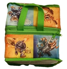 Skylanders Swap Force Carrying Case, 8 Swap Force, 4 Giant, & 3 Spyro Figures.