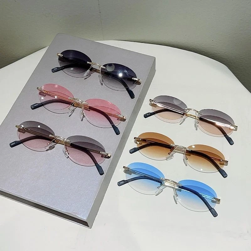 Unbranded Anti-Reflective Oval Sunglasses for Women for sale 