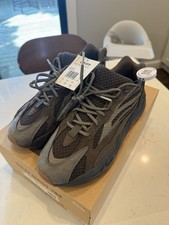 Yeezy Boost 700 V2 Geode for Sale - Authenticity Guaranteed - eBay