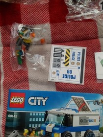 LEGO City 60142 Money Transporter Retired 2017 DAMAGED BOX Bags Sealed
