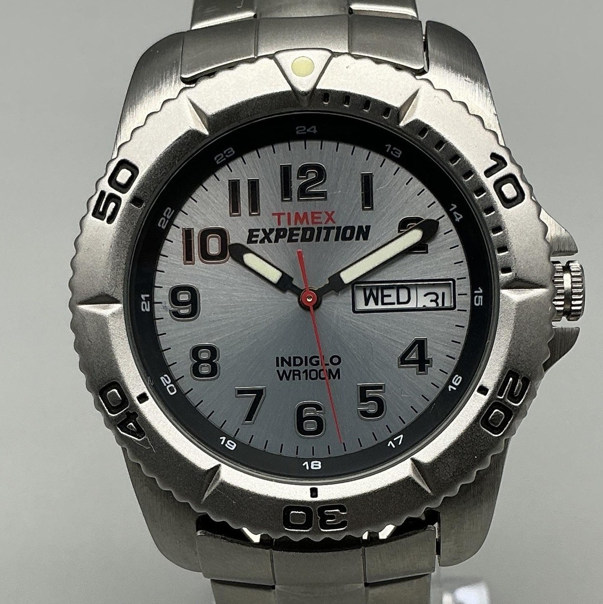 Timex Expedition Mens Watch 39mm Silver Dial Indiglo WR100M New