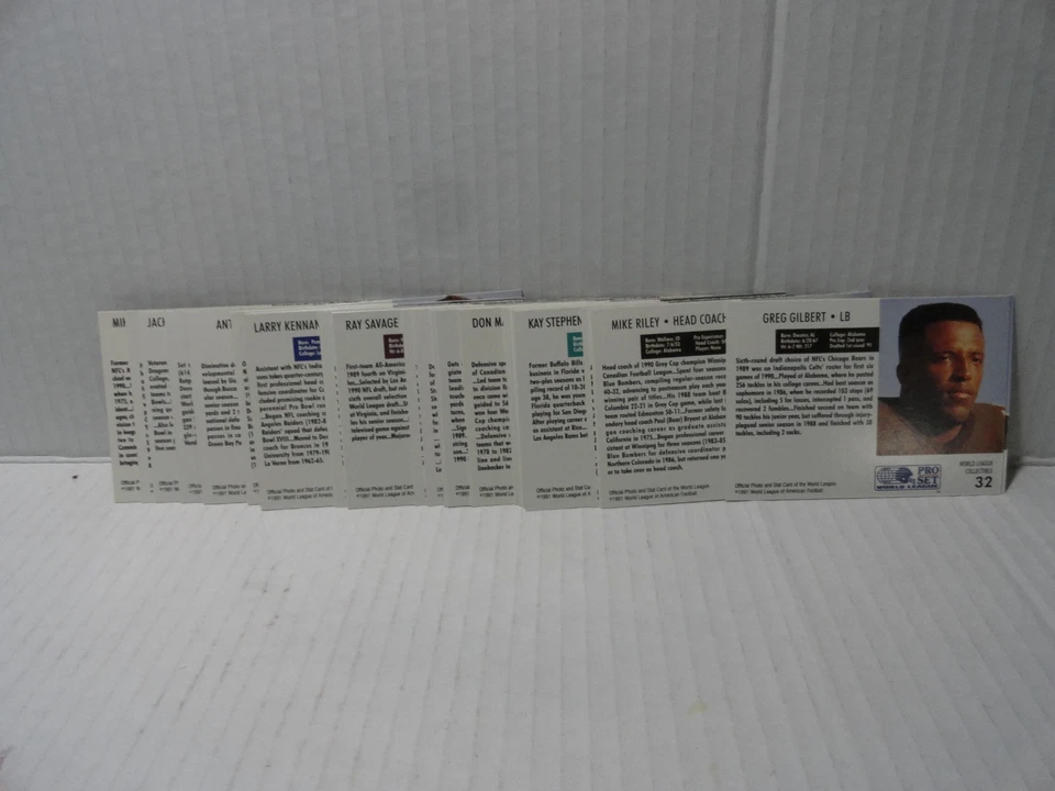 1991 PRO SET FOOTBALL CARDS - WORLD LEAUGE 32 CARD SET PLUS 10 CARD HELMET SET - Image 4 of 4