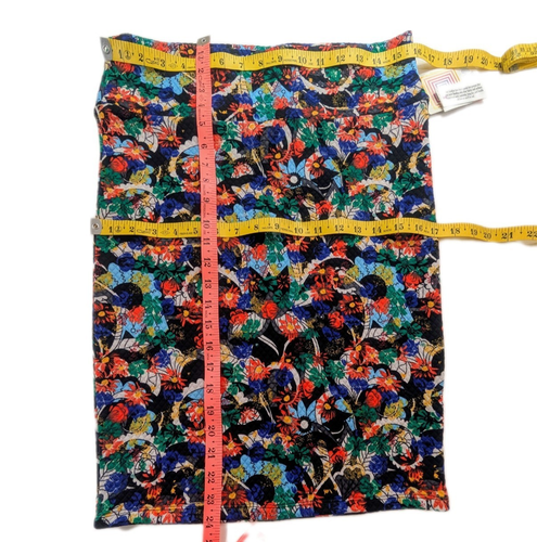 LuLaRoe Cassie Skirt Size S Flowers Floral NWT Stretchy Comfy Soft Knit - Picture 3 of 7