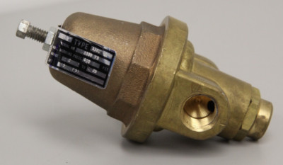 New Open Box Cash Acme A-360 Pressure Regulator Valve 1/2'' 400PSI