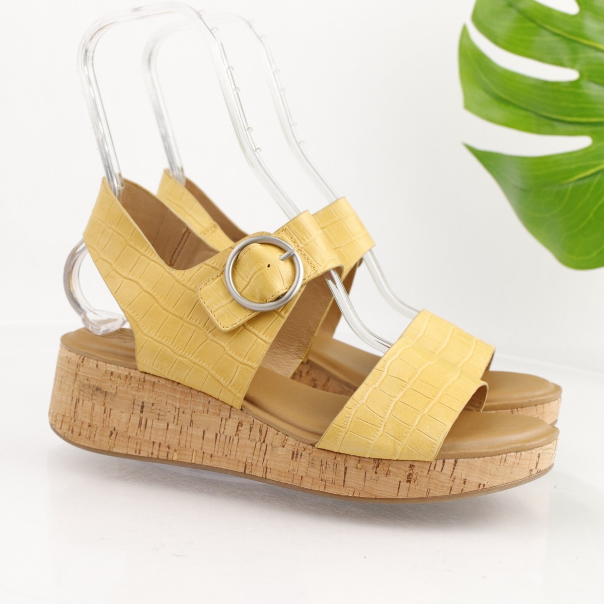 靴 YELLO SCORE DEFORMED WEDGE SANDALS YELLO / O2 DEFORMED WEDGE SANDALS