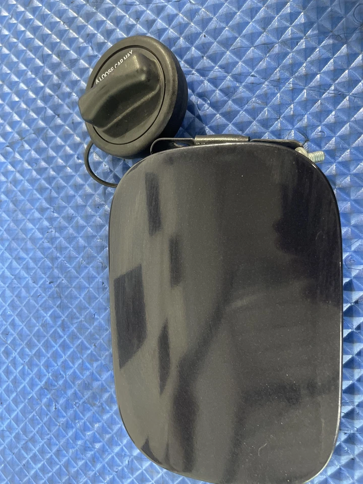 Puerta del tanque de gasolina Mercedes Benz azul (C359) 01-07 probado por fabricante original Foto 4 de 4