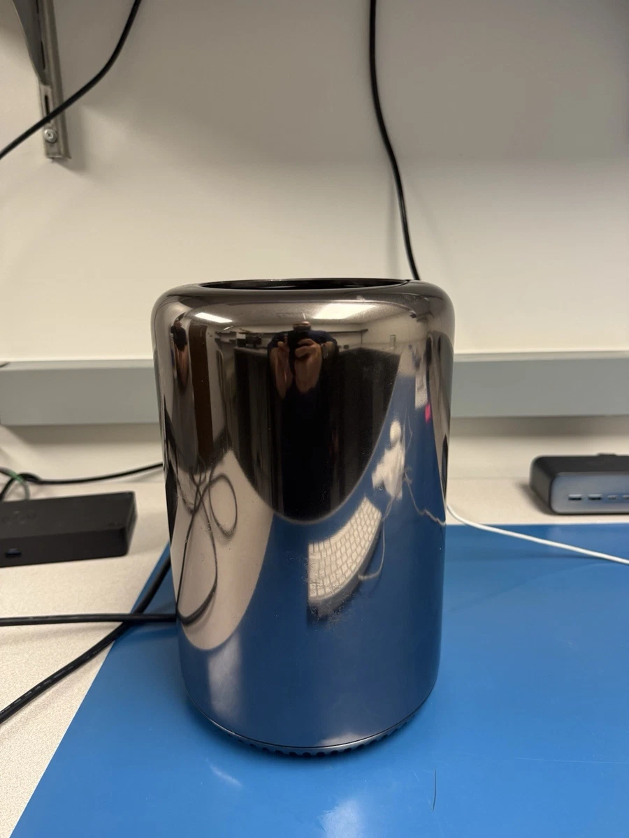 Apple Mac Pro Intel Xeon 12-Core 64 GB RAM Apple Desktops & All-In