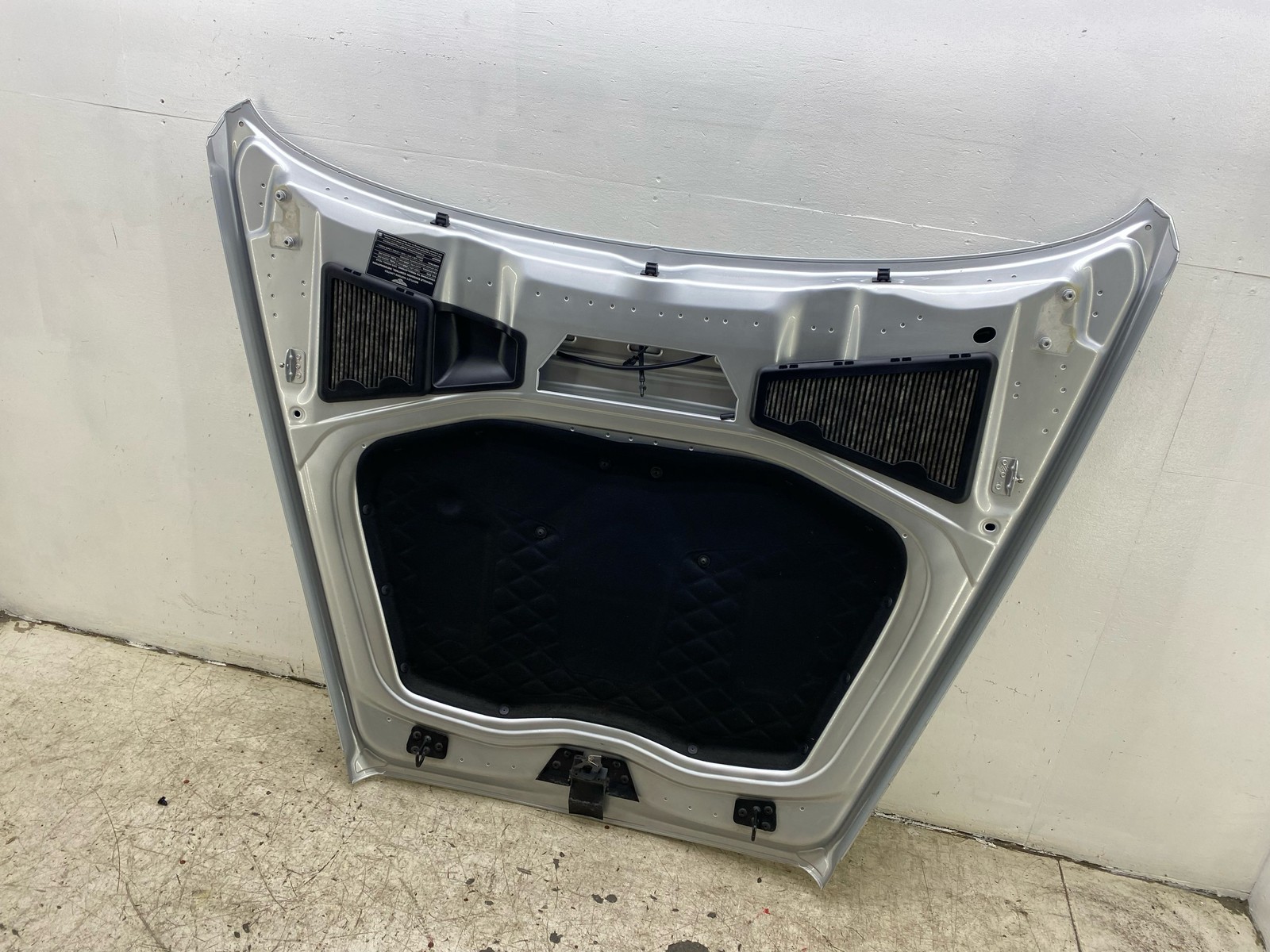 2014-2019 BENTLEY FLYING SPUR OEM FRONT HOOD BONNET PANEL SILVER FROST METALLIC