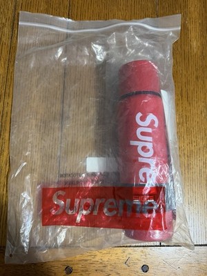 Supreme SIGG GEMSTONE IBT Insulated Red Metal Bottle 0.75L Screw