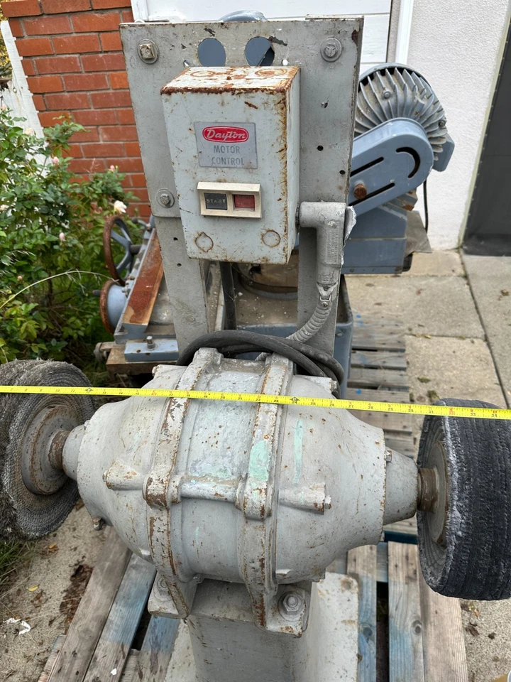 amoladora de pedestal Foto 2 de 3