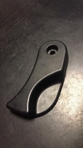 BMW E87 E90 F12 E84 Motorhaube Haubenentriegelungsgriff 7058117