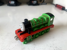 Thomas Friends Diecast Magnetic HENRY Train Engine