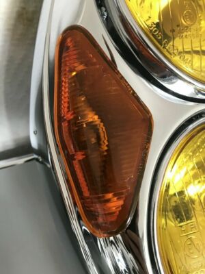 Euro headlight set with vacuum adjust for R107 / C107 with clear