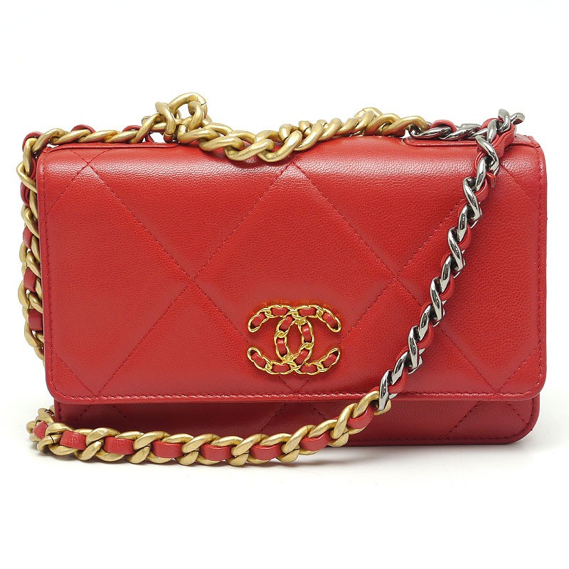CHANEL 19 Lambskin Chain Wallet Crossbody Bag in Coco Mark Red AP0957