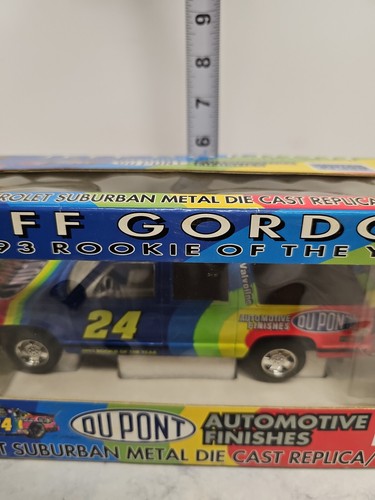 Jeff Gordon Chevrolet Suburban Metal Diecast Bank 1993 Rookie of the Year NASCAR - Picture 12 of 19