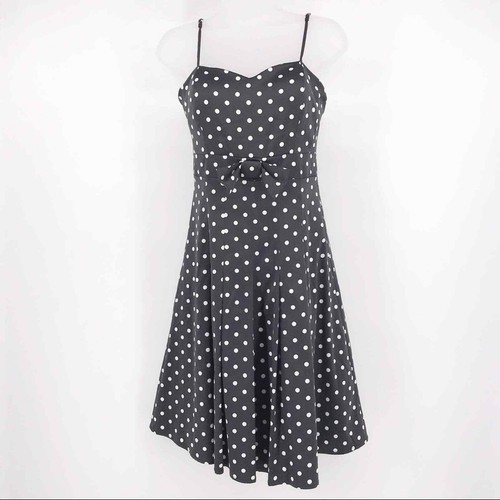 Forever 21 Polka Dot Retro Style Fit 