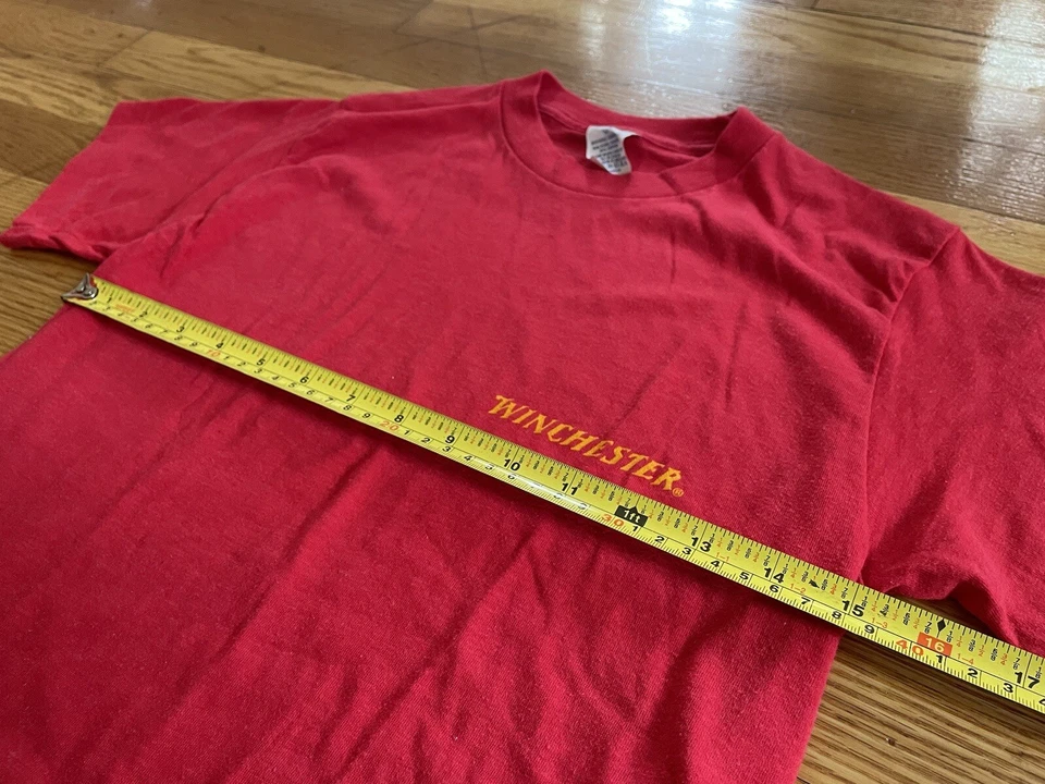 Винтажная футболка с логотипом Winchester Gun маленький красный хлопок полиэстер сделано в США Ched - Изображение 4 из 4
