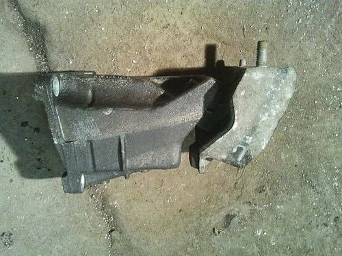 Audi 100 C4 A6 Typ 4A 2.3 Getriebestütze Getriebehalter Stütze Links 4A0399113E