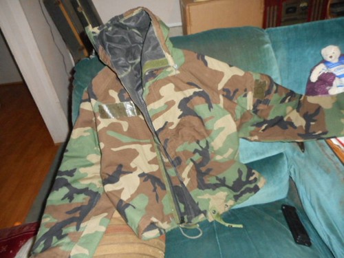 Men’s US ARMY Military Chemical Protective Jacket Size Small short Camo - Picture 2 of 5