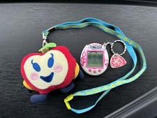 Animal virtuel numérique Tamagotchi Music Star V6 blanc rose Bandai 2004 