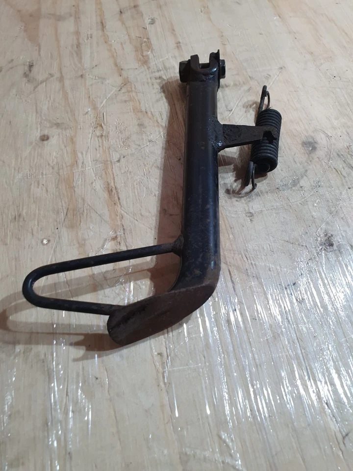 Honda Cbr125r 2004 - 2006 SIDE STAND AND SPRING - Image 2 of 4