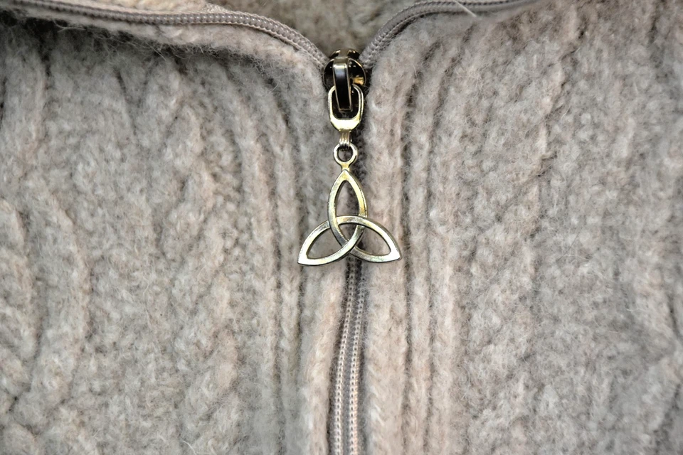 Aran Knit Poncho Zip Up Cable Merino Wool Sweater Open Sides w/Button Closure S - Image 4 of 4