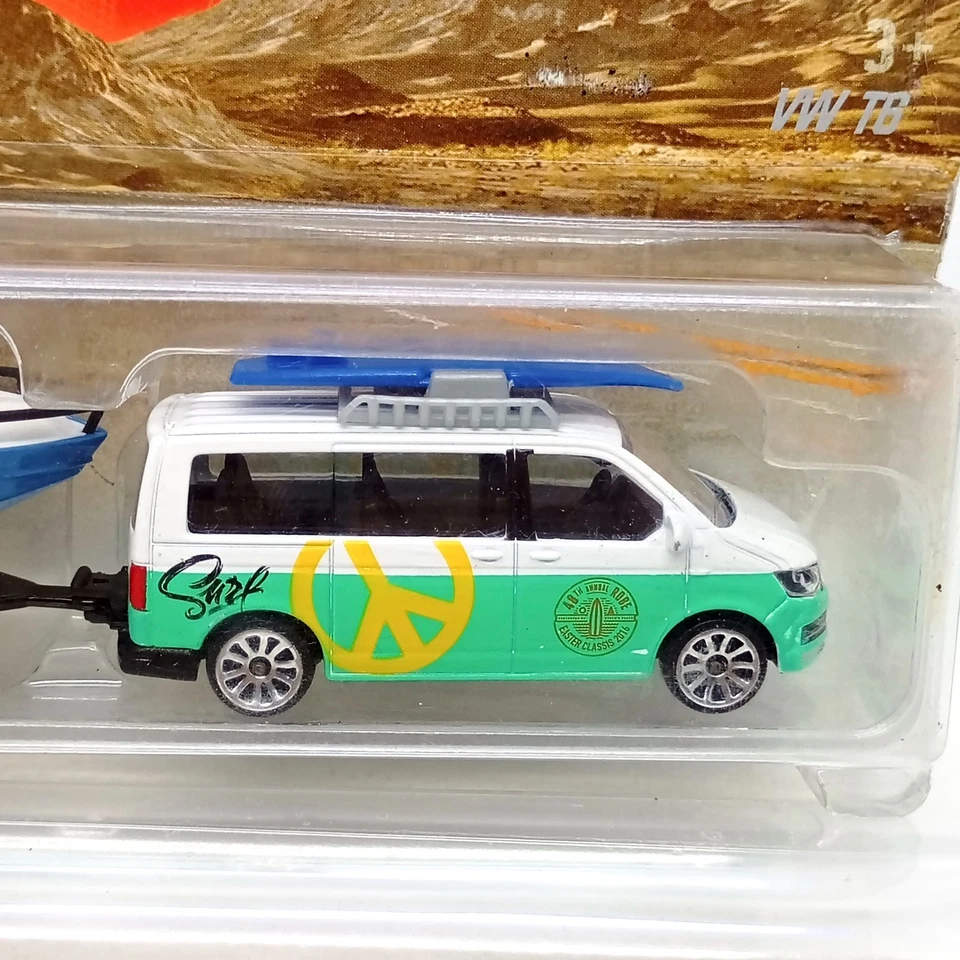 Majorette 大众 T6 Explorer 绿色/白色 + 船拖车 3 英寸包装 — 第 2/4 张图片