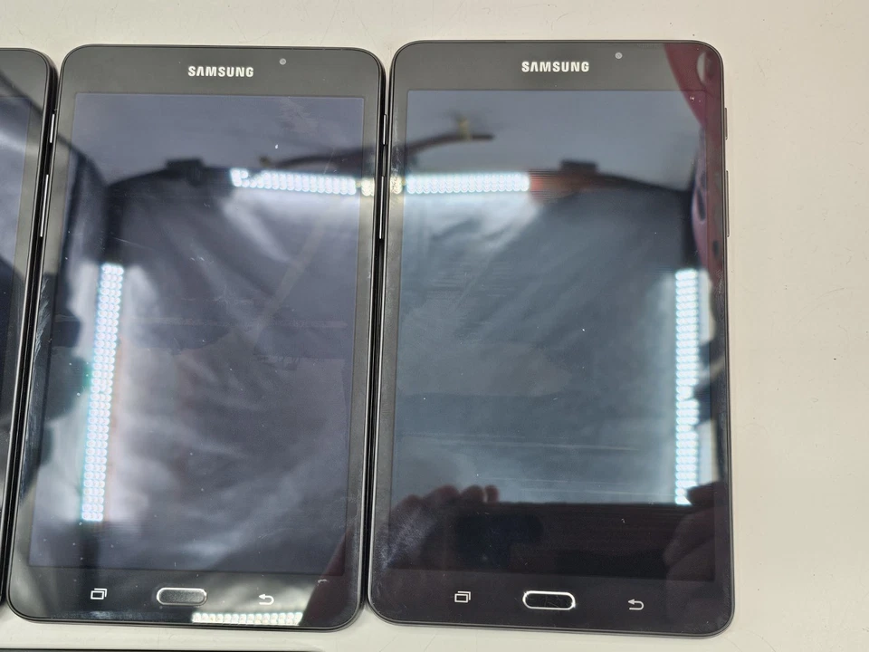 Lot Of 5 Samsung Galaxy Tab A 7.0 8GB Black WiFi SM-T280 & 16 Gb Samsung  - Image 4 of 4