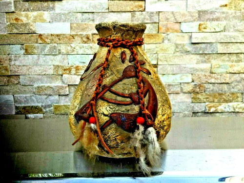 ANTIQUE NATIVE AMERICAN HAND MADE POTTERY VASE VERY RARE MUSEUM ITEM
